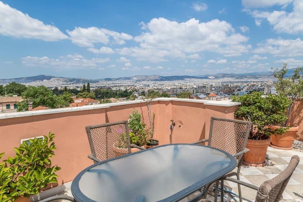 Aristocratic Home Under Acropolis เอเธนส์ ภายนอก รูปภาพ